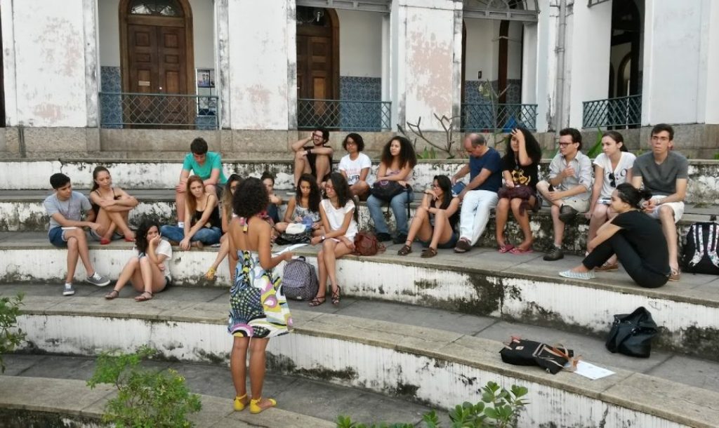 UNIVERSIDADE FEDERAL DO RIO DE JANEIRO ESCOLA  - Ravel