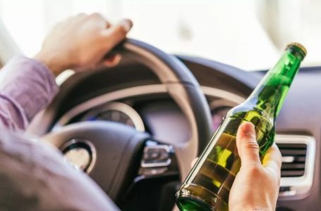 Beber e dirigir é crime, e pessoas insistem nesse delito em Goiás