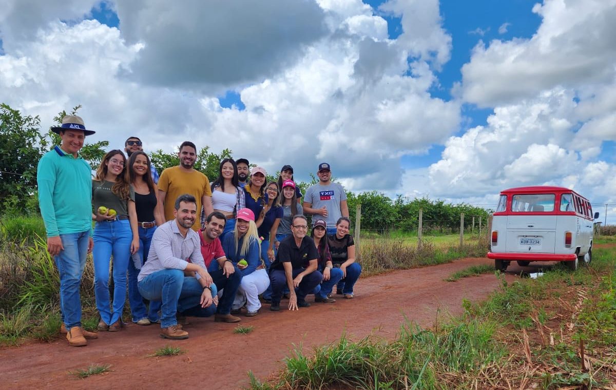 Turma de agrônomia da UniAraguaia participa da primeira Caravana ILPF de 2023
