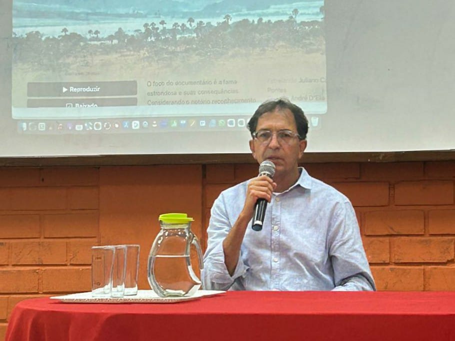 Cineasta, fotógrafo, produtor cultural e professor de fotografia e cinema, Leandro Cunha / Foto: Kamila Sena / Uniaraguaia