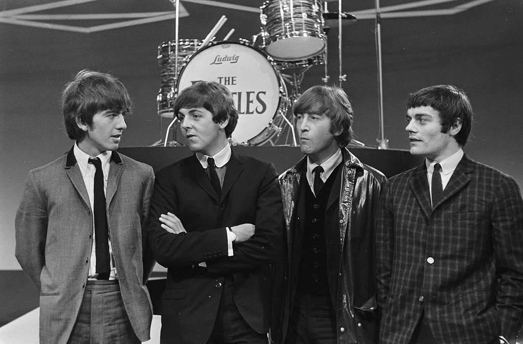 Beatles lança nova música de John Lennon com ajuda de IA￼